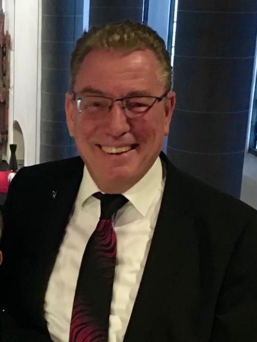 Musikdirektor  Volker  Kaufung