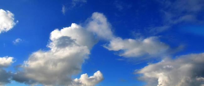 Wolken und Himmel über dem Horizont (c) ybernardi auf pixabay Wolken und Himmel über dem Horizont