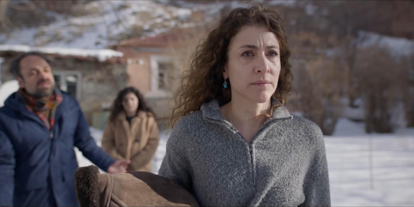 240627_7Tage_Stills_02_43_22_22