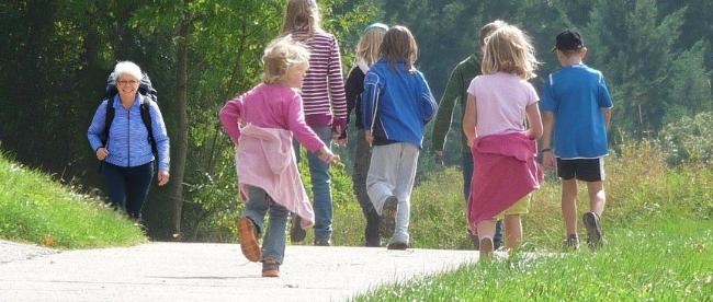 Familien (c) auf canva Familien