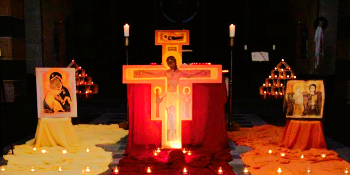 Foto Taizé-Altar