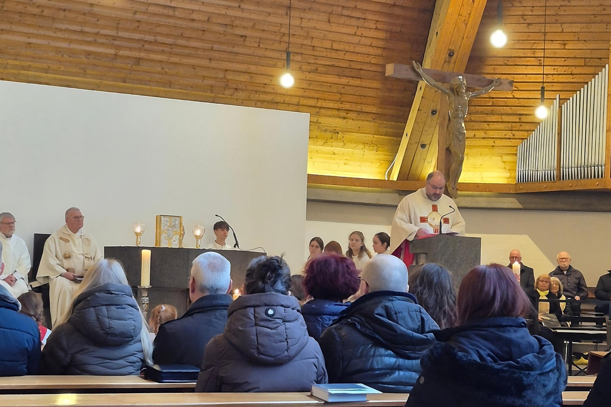 Gründungsgottesdienst Dekan Jörg Schuh