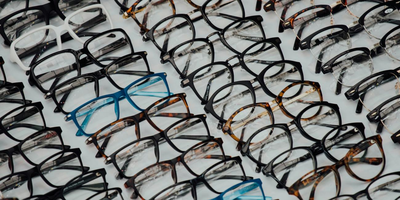 Brillen-Sammel-Aktion (c) chuttersnap auf unsplash.com Brillen-Sammel-Aktion