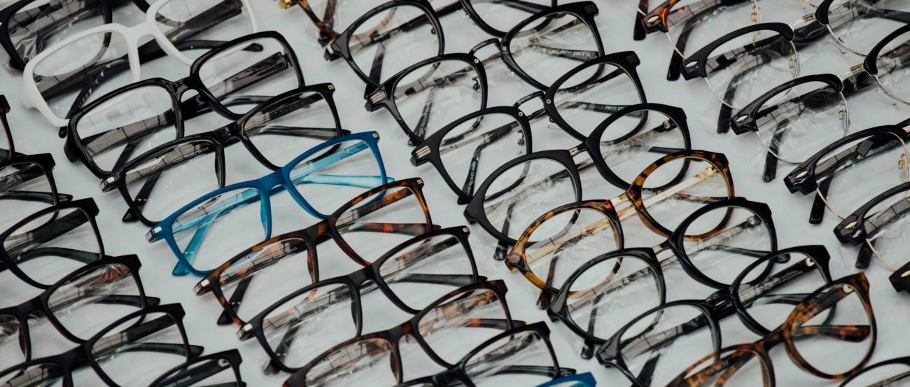Brillen-Sammel-Aktion (c) chuttersnap auf unsplash.com Brillen-Sammel-Aktion