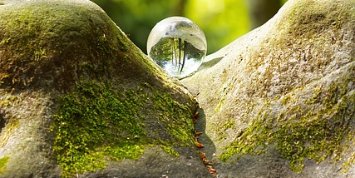 glass-sphere-7482038_640