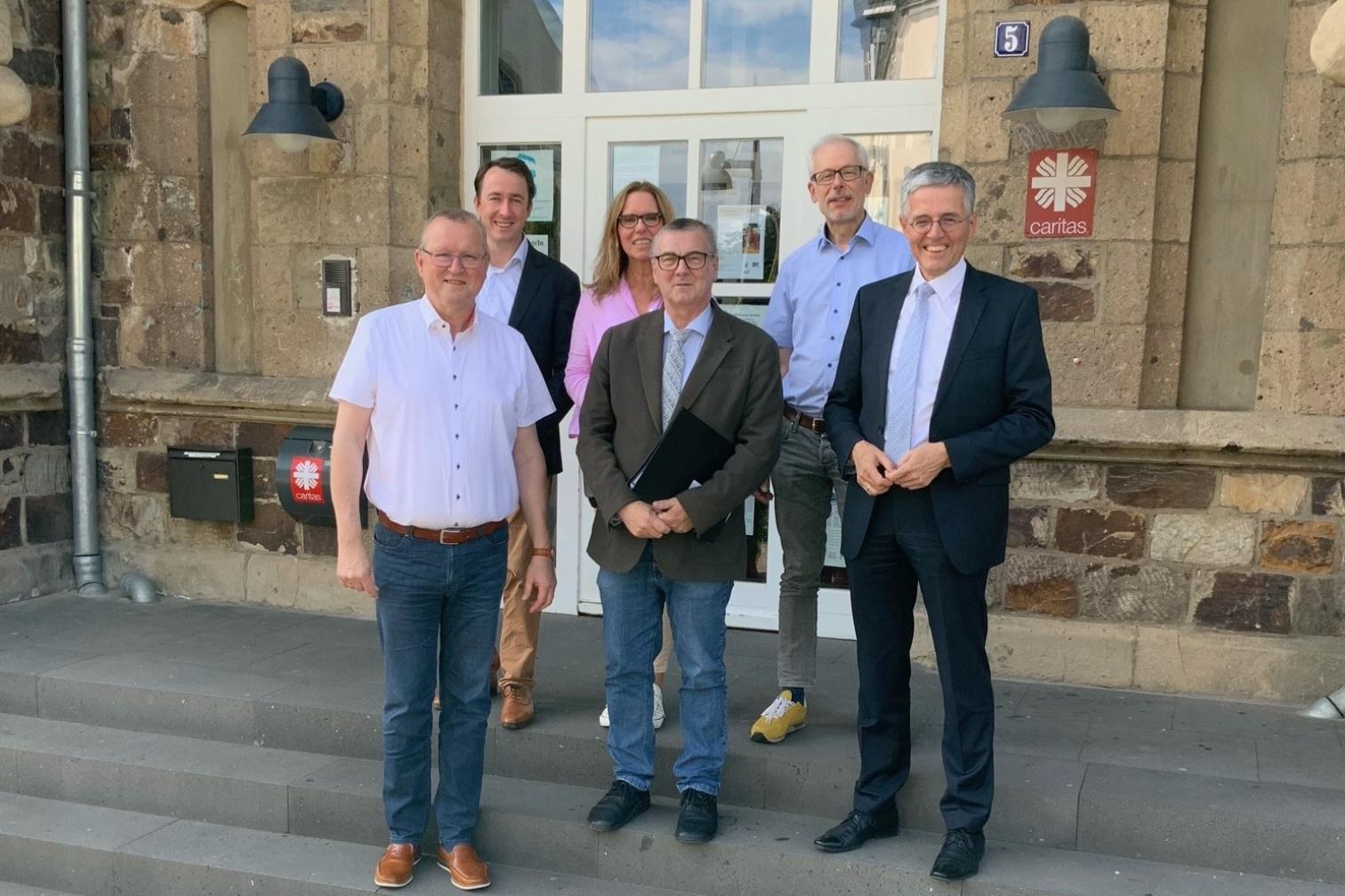 Von links: Achim Juchem (stellv. Vorsitzender), Christian von Wichelhaus, Siglinde Hornbach-Beckers, Dr. Alexander Saftig (Vorsitzender), Richard Stahl, Karl-Josef Esch